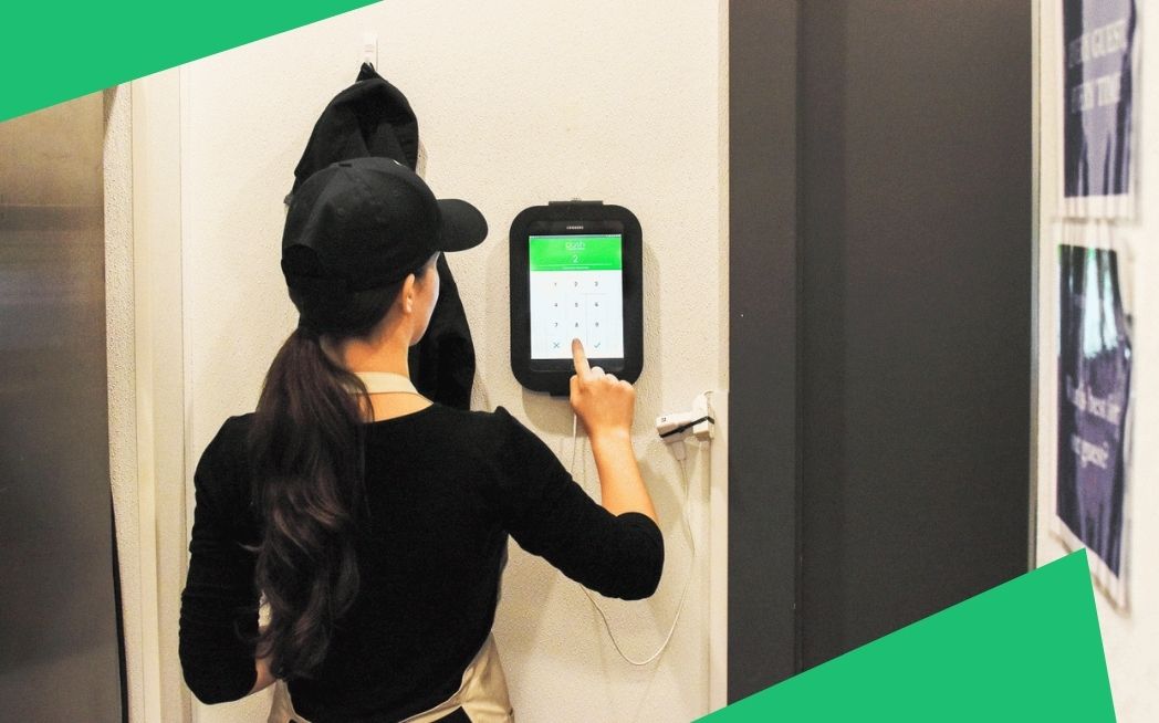 Restaurant Time Tracking How to Ensure Staff Clock In's